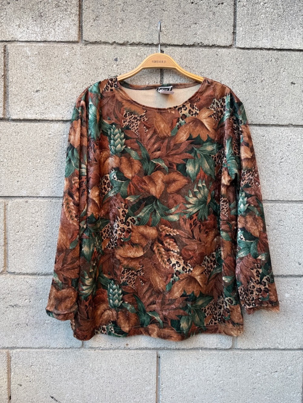 Long Sleeve Floral & Leaf Print Top in Brown and Green